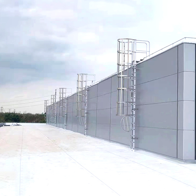 Aluminum alloy maintenance ladder